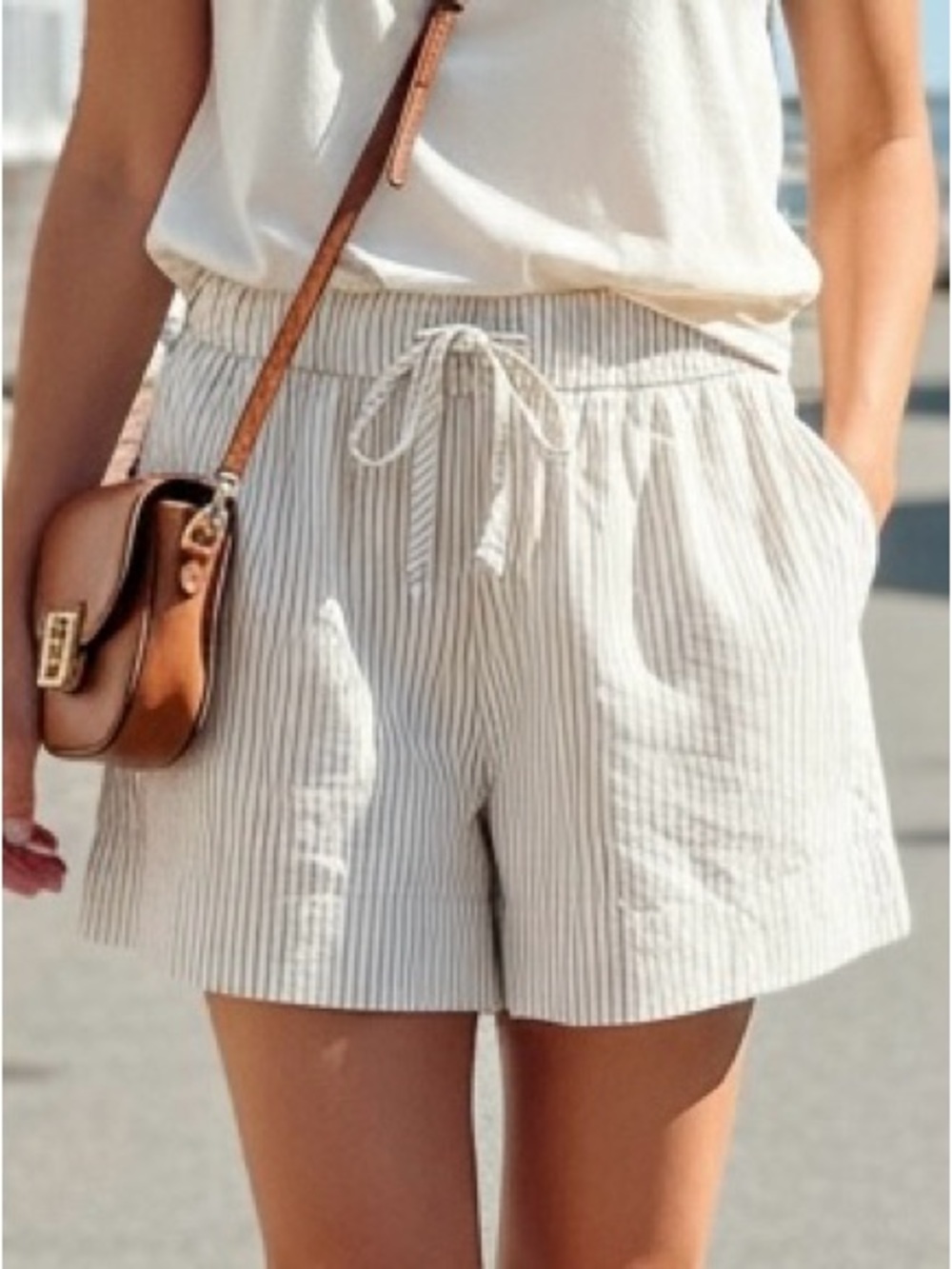 Vineyard Vines Light Beige Striped Drawstring Women’s Shorts